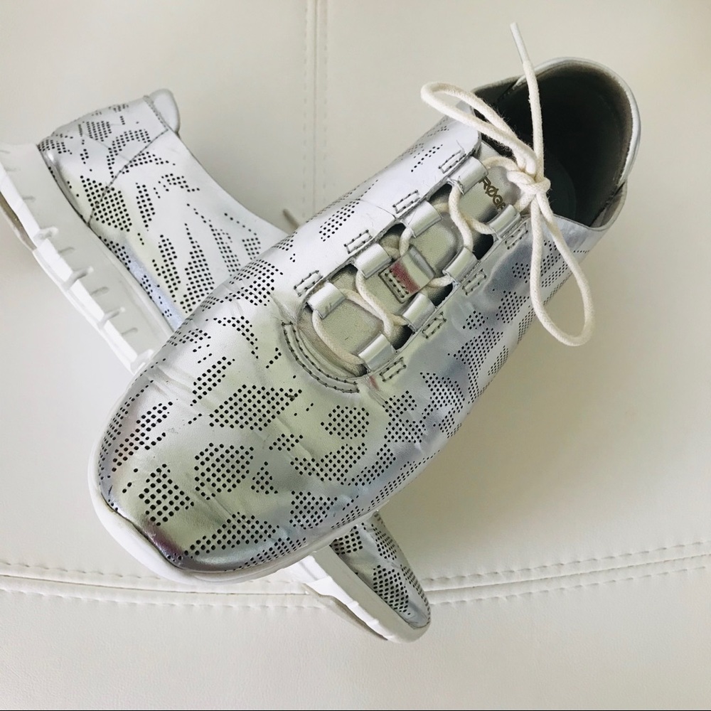 COLE HAAN Grand OS Silver Sneakers Zero Grand 7.5